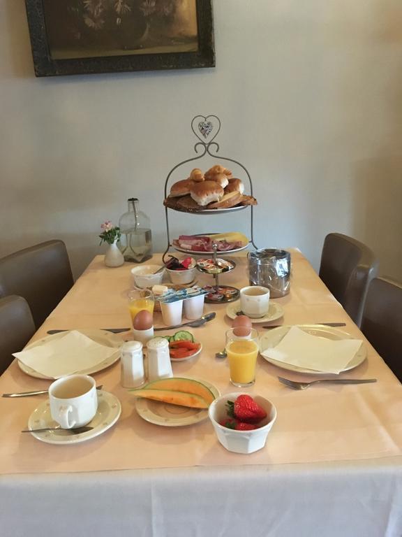 Hotel Het Anker Heythuysen ภายนอก รูปภาพ